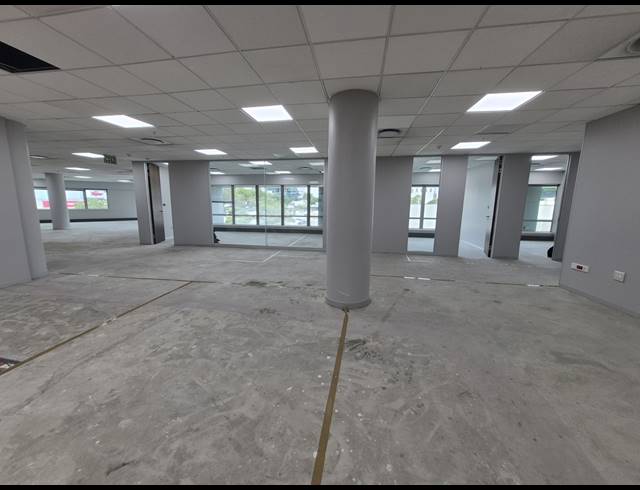 946M² OFFICE TO LET IN SANDTON CENTRAL